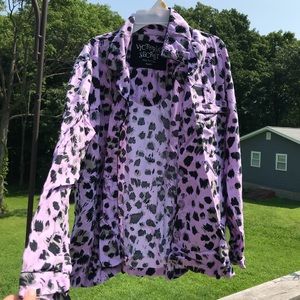 Leopard VS pajama shirt